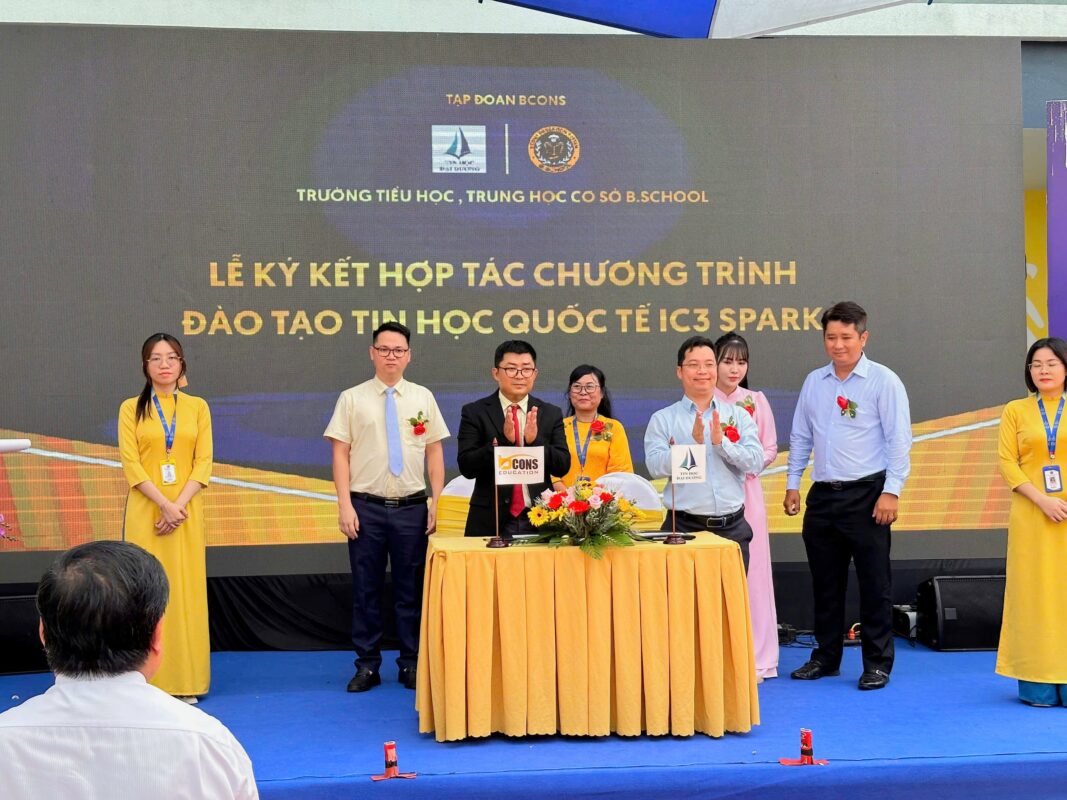 khai-giang-truong-quoc-te-bschool-3